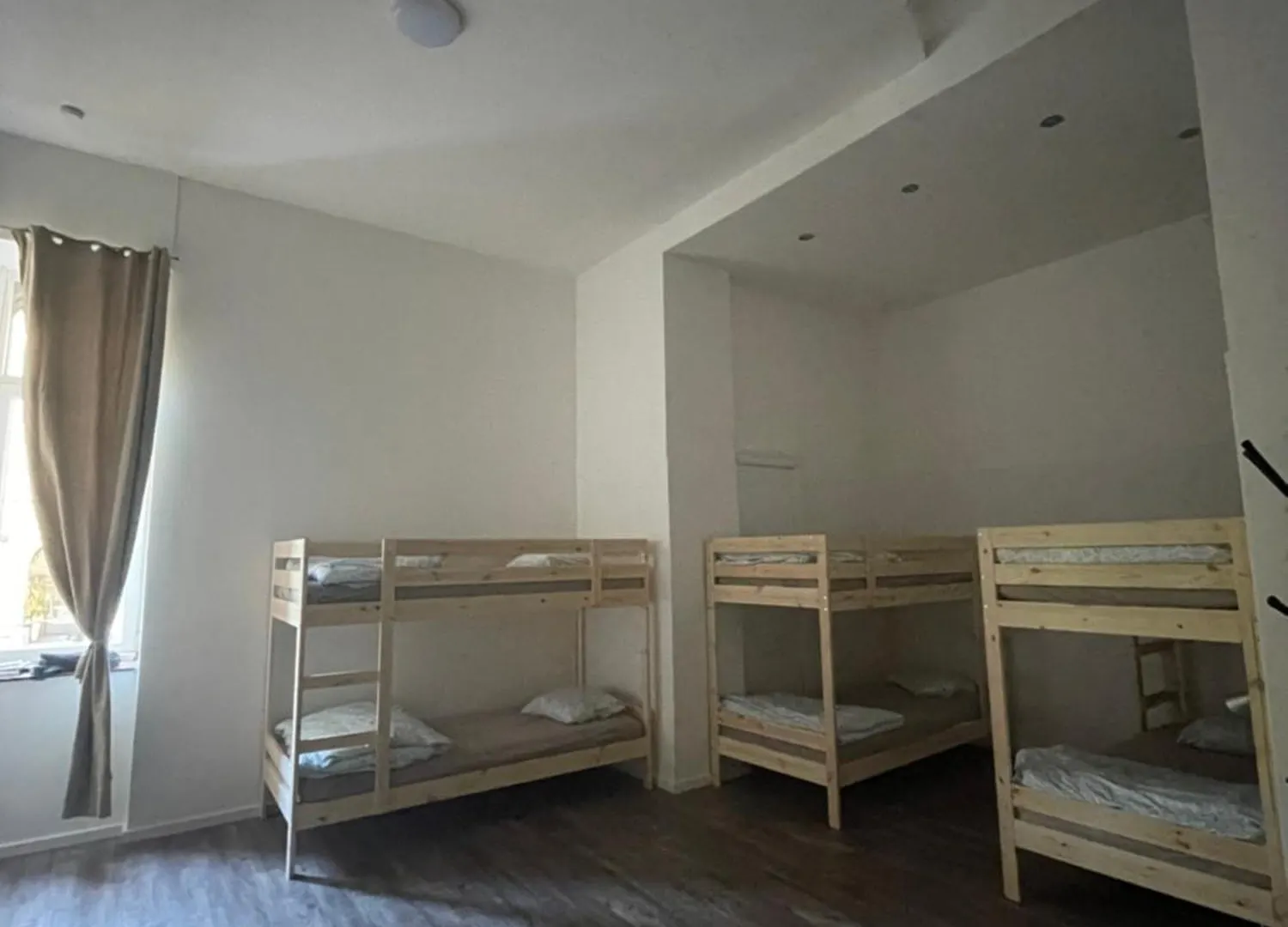 ゲストハウス Nomad Rooms & Guesthouse ブダペスト ハンガリー